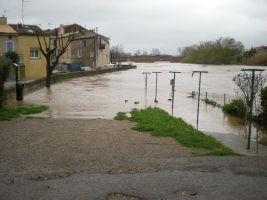 b_300_200_16777215_00_images_stories_images_evt_2011_inondation_languedoc_150311.jpg
