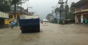 b_300_200_16777215_00_images_stories_images_evt_2011_inondation_thailande_290311.jpg