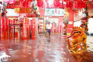 b_300_200_16777215_00_images_stories_images_evt_2015_inondation_indonesie_010215.jpg