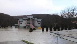 b_300_200_16777215_00_images_stories_images_evt_2021_inondation_albanie_080121.jpg